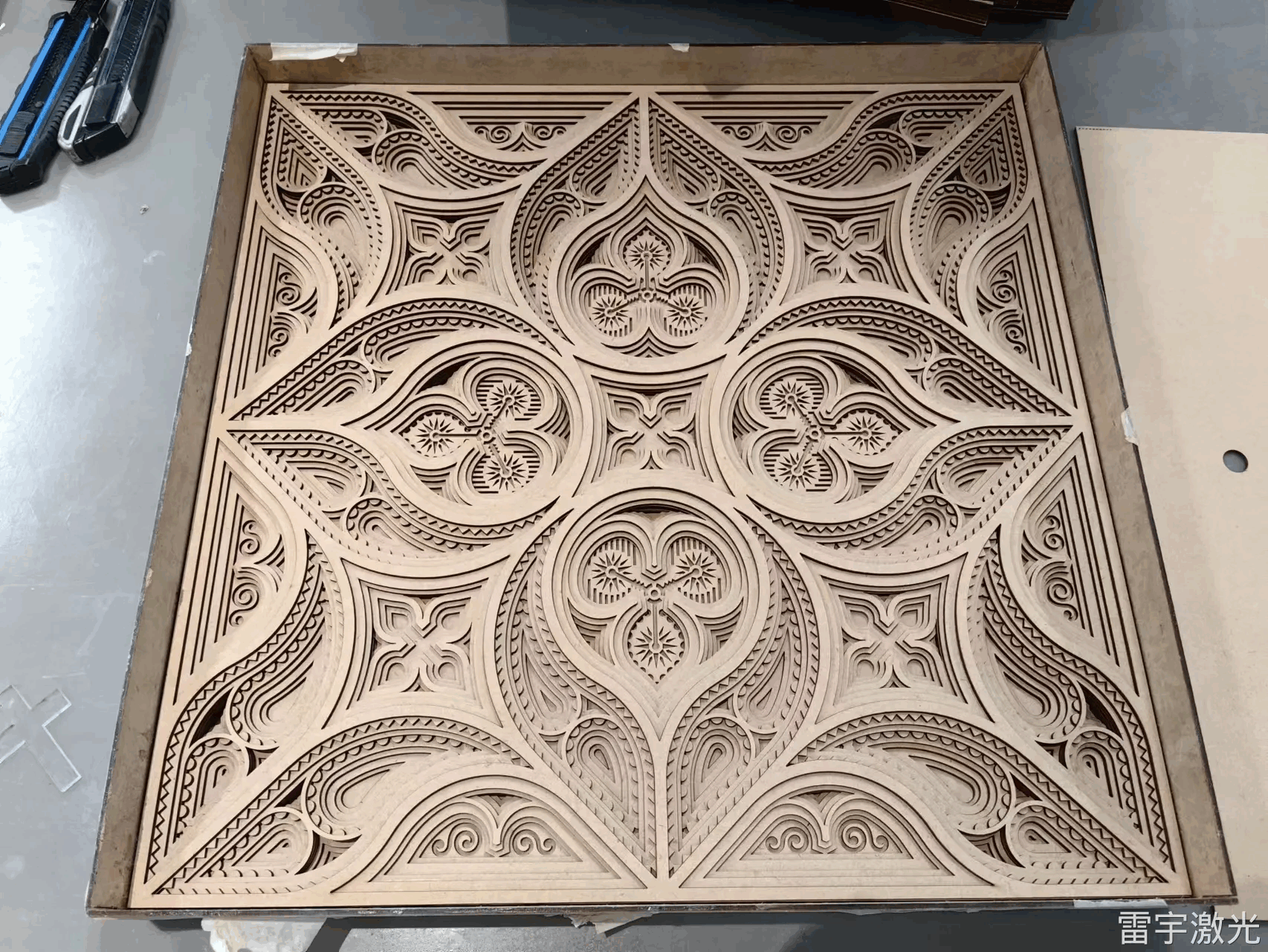 laser engraving and cutting craft products